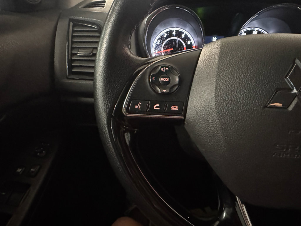 Used 2022 Mitsubishi Outlander Sport LE FWD image 22