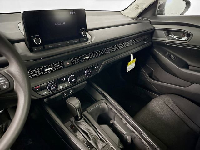 Certified 2025 Honda Accord SE image 29