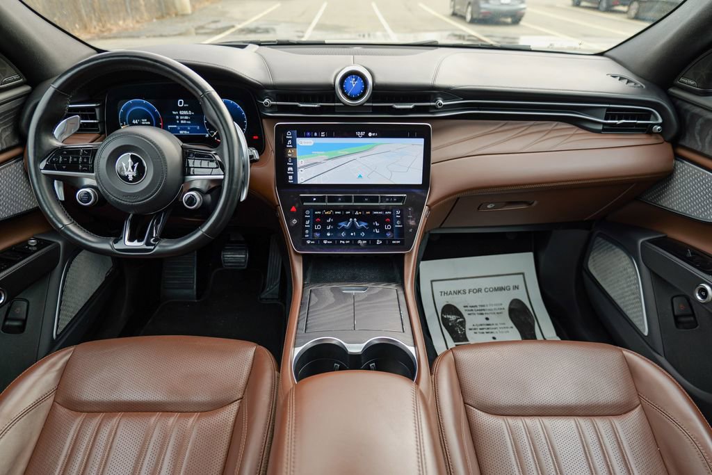 Certified 2023 Maserati Grecale GT image 40