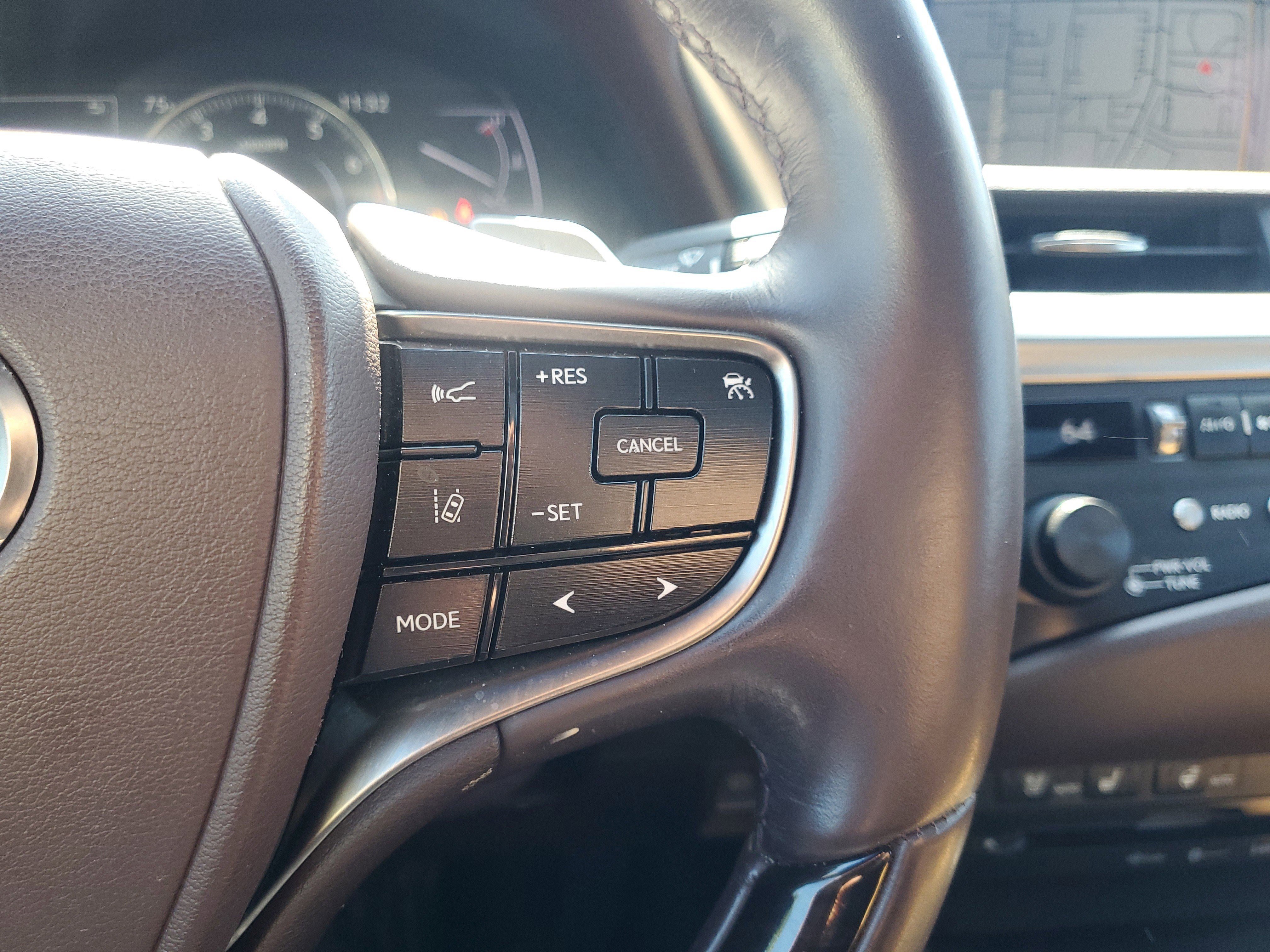 Used 2020 Lexus ES 350 w/ Premium Package FWD image 24