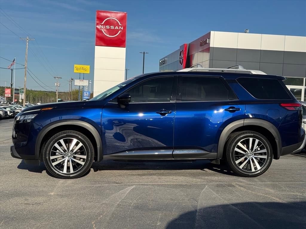 Certified 2024 Nissan Pathfinder Platinum image 6