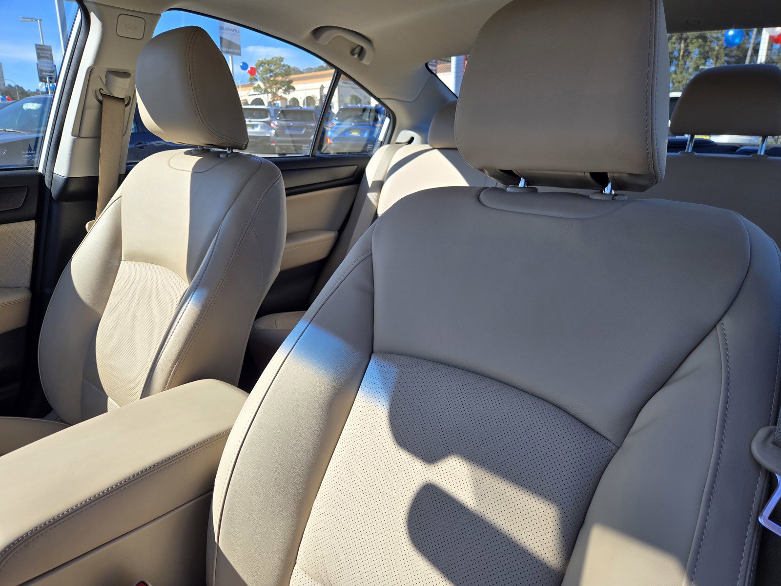 Used 2017 Subaru Legacy 2.5i Limited image 16