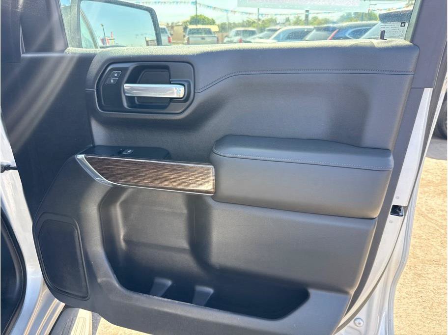 Used 2019 GMC Sierra 1500 SLE w/ SLE Value Package RWD image 3