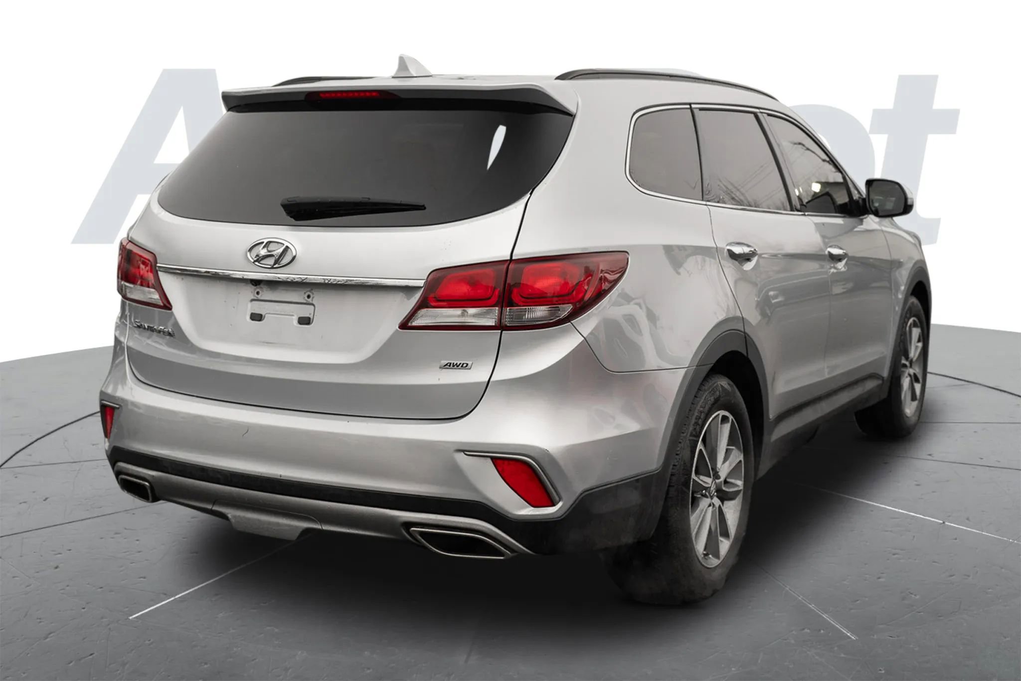 Used 2017 Hyundai Santa Fe SE image 3