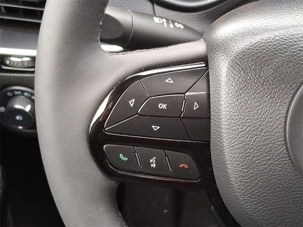 Used 2023 Jeep Cherokee Altitude Lux w/ Lux Elite Package image 23