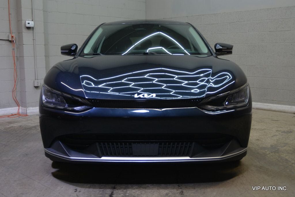 Used 2022 Kia EV6 Light RWD image 5
