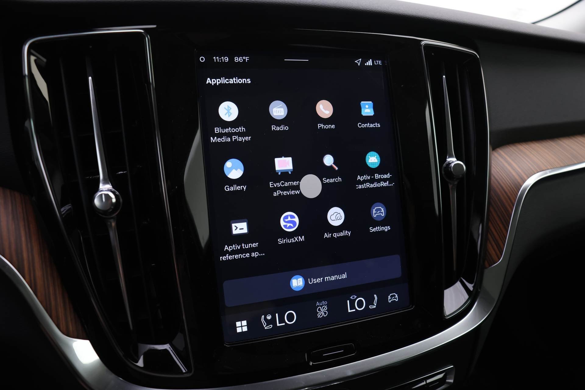 New 2026 Volvo V60 B5 Cross Country Plus w/ Protection Package Premier image 9