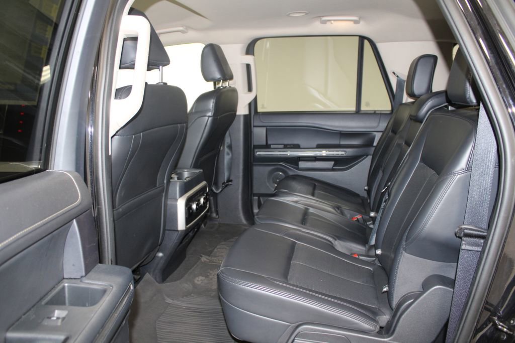 Used 2024 Ford Expedition Max XLT image 26