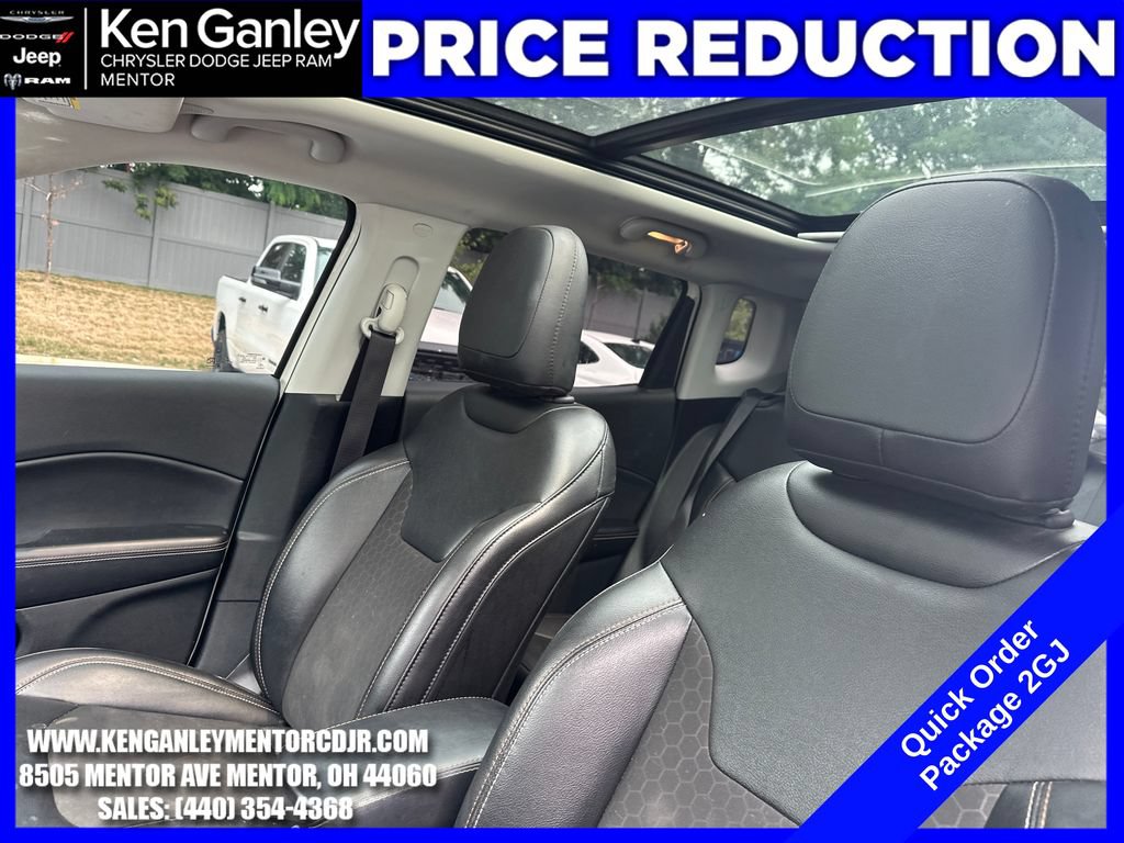 Used 2020 Jeep Compass Latitude w/ Cold Weather Group AWD/4WD image 18