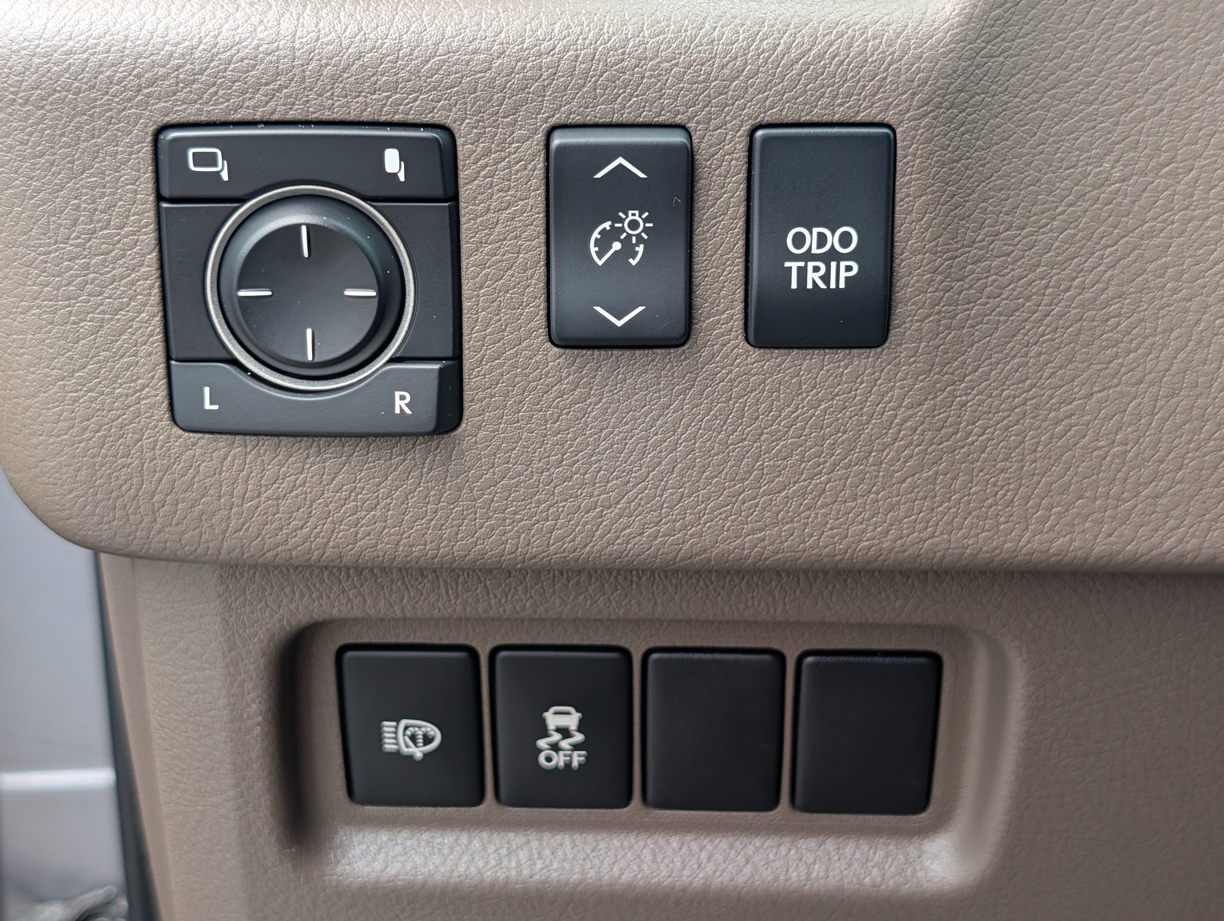 Used 2017 Lexus GX 460 Premium w/ Premium Package AWD/4WD image 22