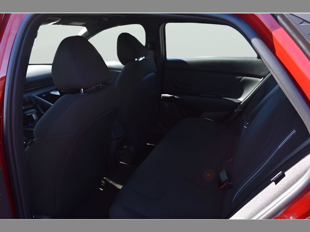 Used 2026 Hyundai Elantra Sport FWD image 10