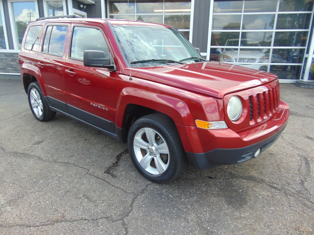 Used 2014 Jeep Patriot Latitude FWD image 6