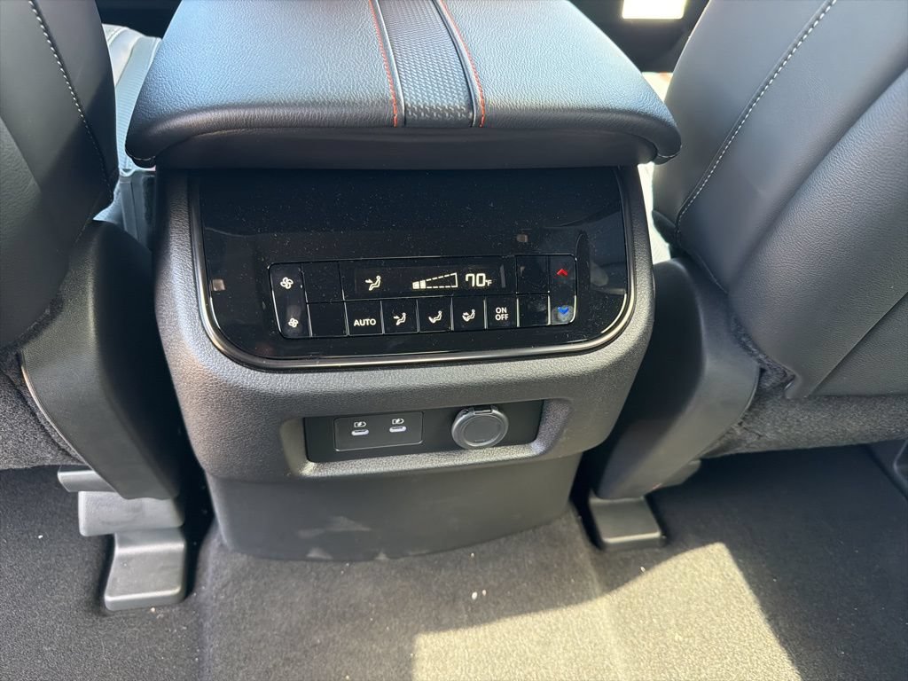 New 2026 Nissan Armada PRO-4X w/ Captain's Chari Seat Package AWD/4WD image 17