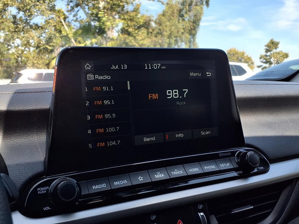 Used 2021 Kia Forte LXS FWD image 8