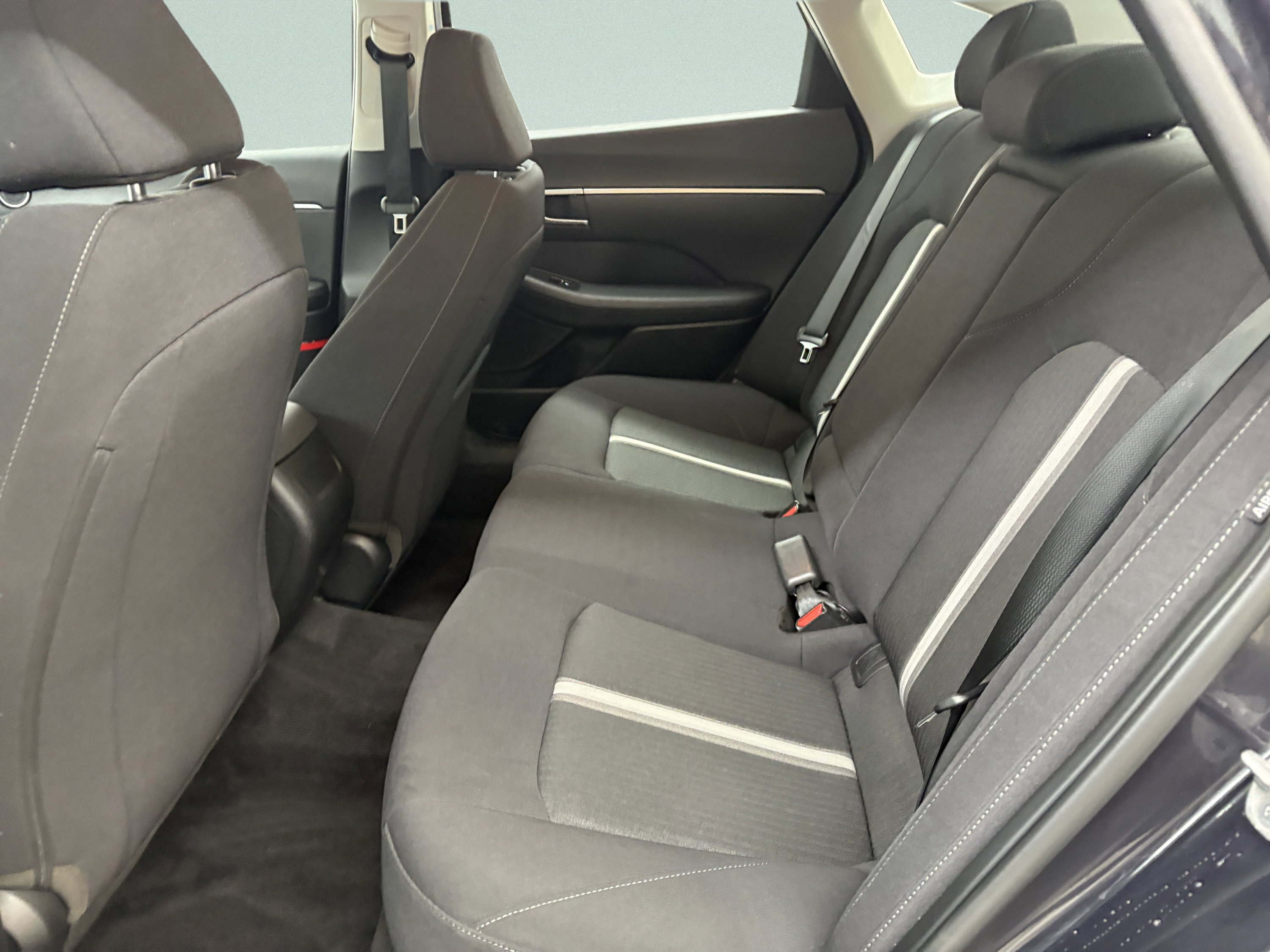 Used 2025 Hyundai Sonata SEL FWD image 12