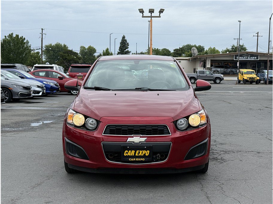 Used 2014 Chevrolet Sonic LT FWD image 2