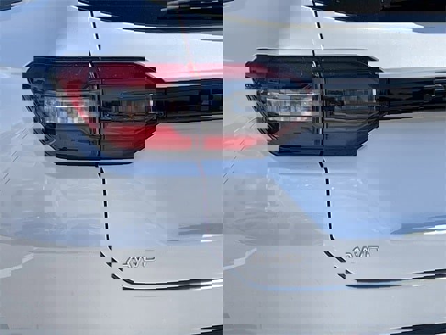 New 2025 Honda Pilot Touring image 6