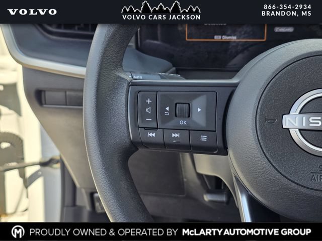 Used 2025 Nissan Kicks S w/ Charging Package FWD image 24