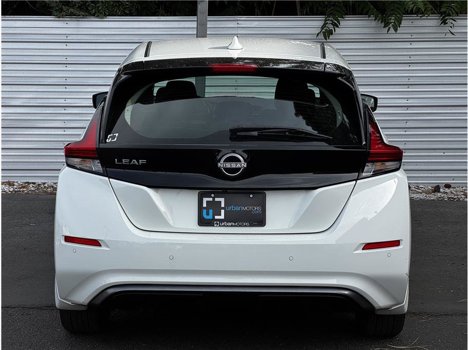 Used 2025 Nissan Leaf S FWD image 11