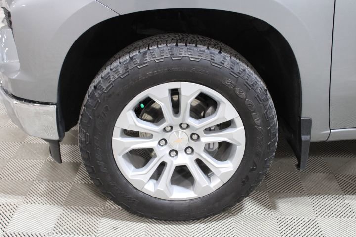 Used 2024 Chevrolet Silverado 1500 LTZ w/ LTZ Premium Package image 40