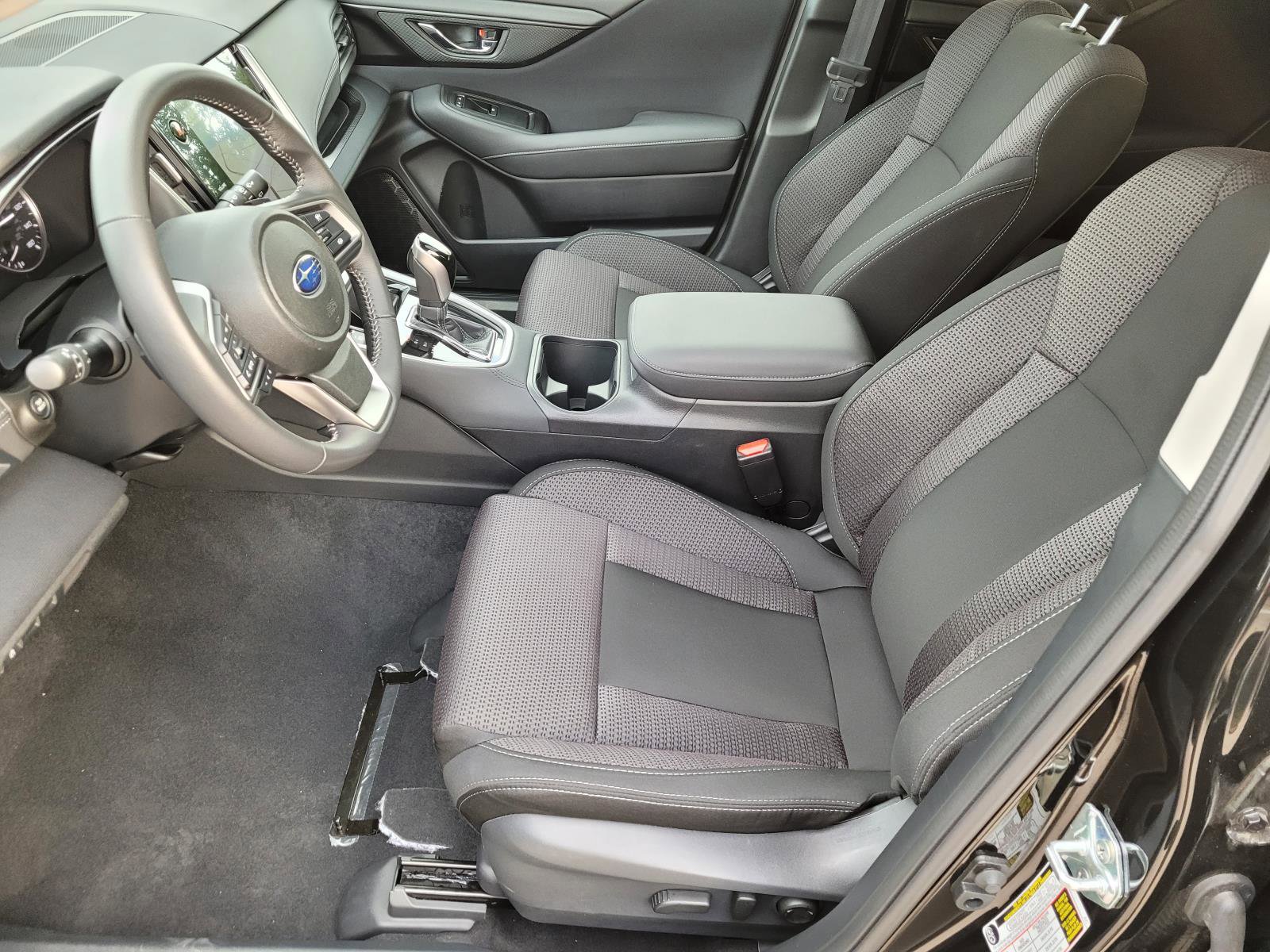 Certified 2025 Subaru Outback Premium image 3