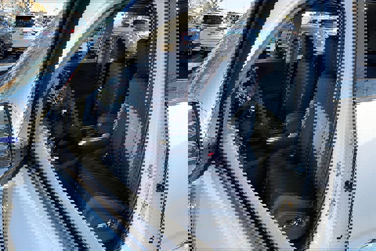 Used 2025 Acura RDX SH-AWD w/ Technology Package image 13