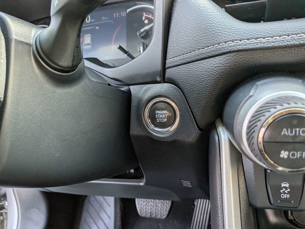 Used 2024 Toyota RAV4 XLE image 22