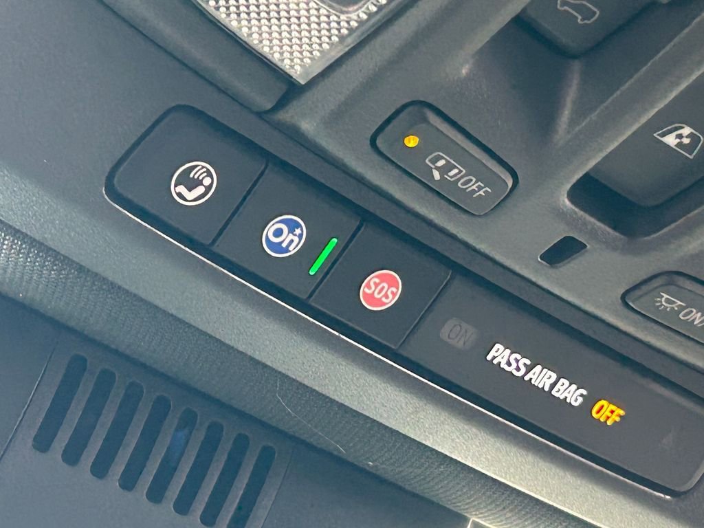 Used 2024 Chevrolet Silverado 1500 High Country w/ Technology Package image 25