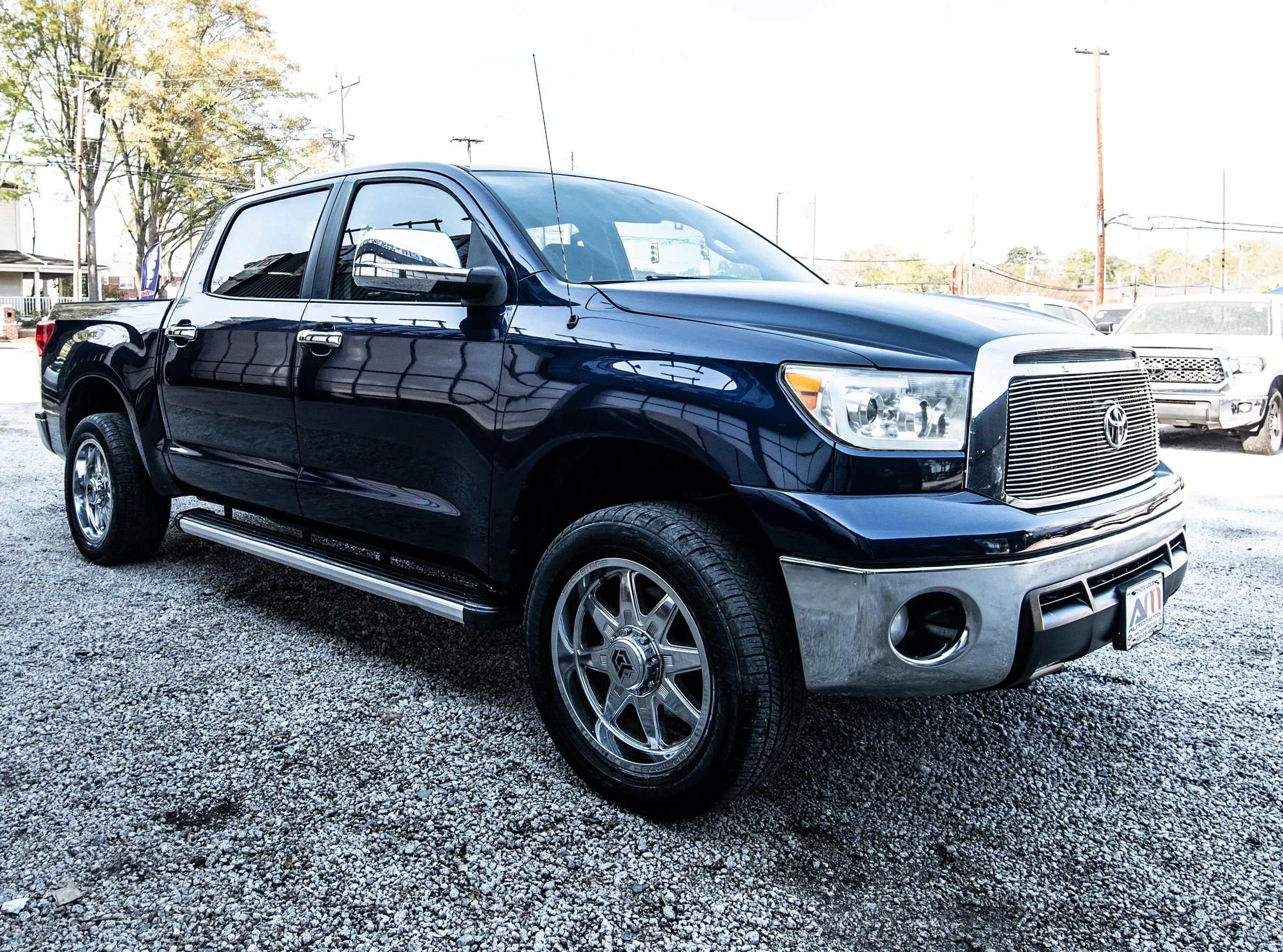 Used 2011 Toyota Tundra 2WD CrewMax w/ Tow Pkg image 16
