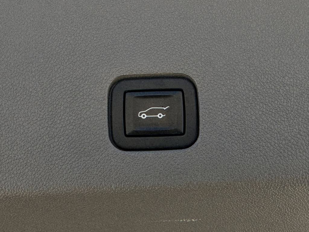 Used 2020 Cadillac XT6 Premium Luxury FWD image 30