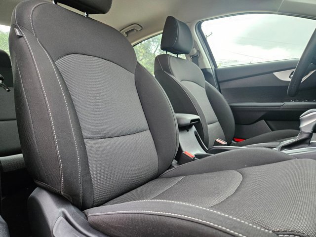 Used 2023 Kia Forte LX FWD image 17