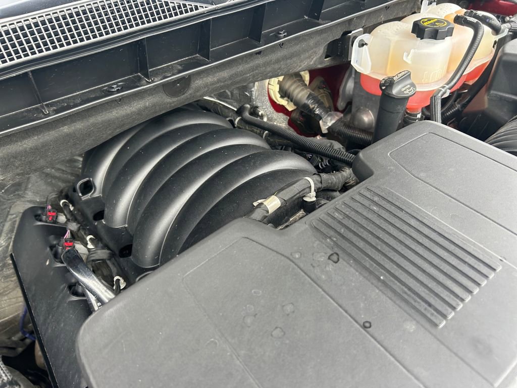 Used 2025 Chevrolet Suburban RST w/ Comfort Package AWD/4WD image 30