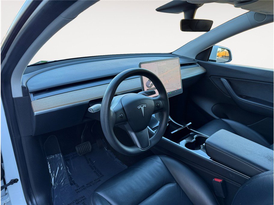 Used 2020 Tesla Model Y Long Range image 10