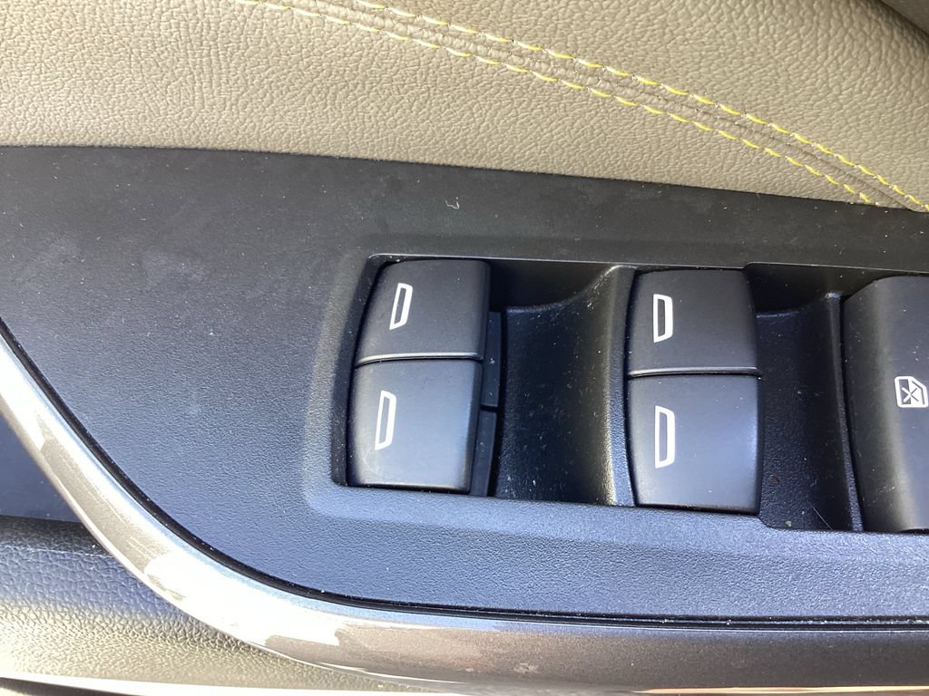 Used 2024 Chevrolet Trax ACTIV FWD image 36