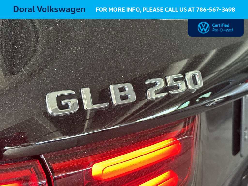 Used 2024 Mercedes-Benz GLB 250 image 11