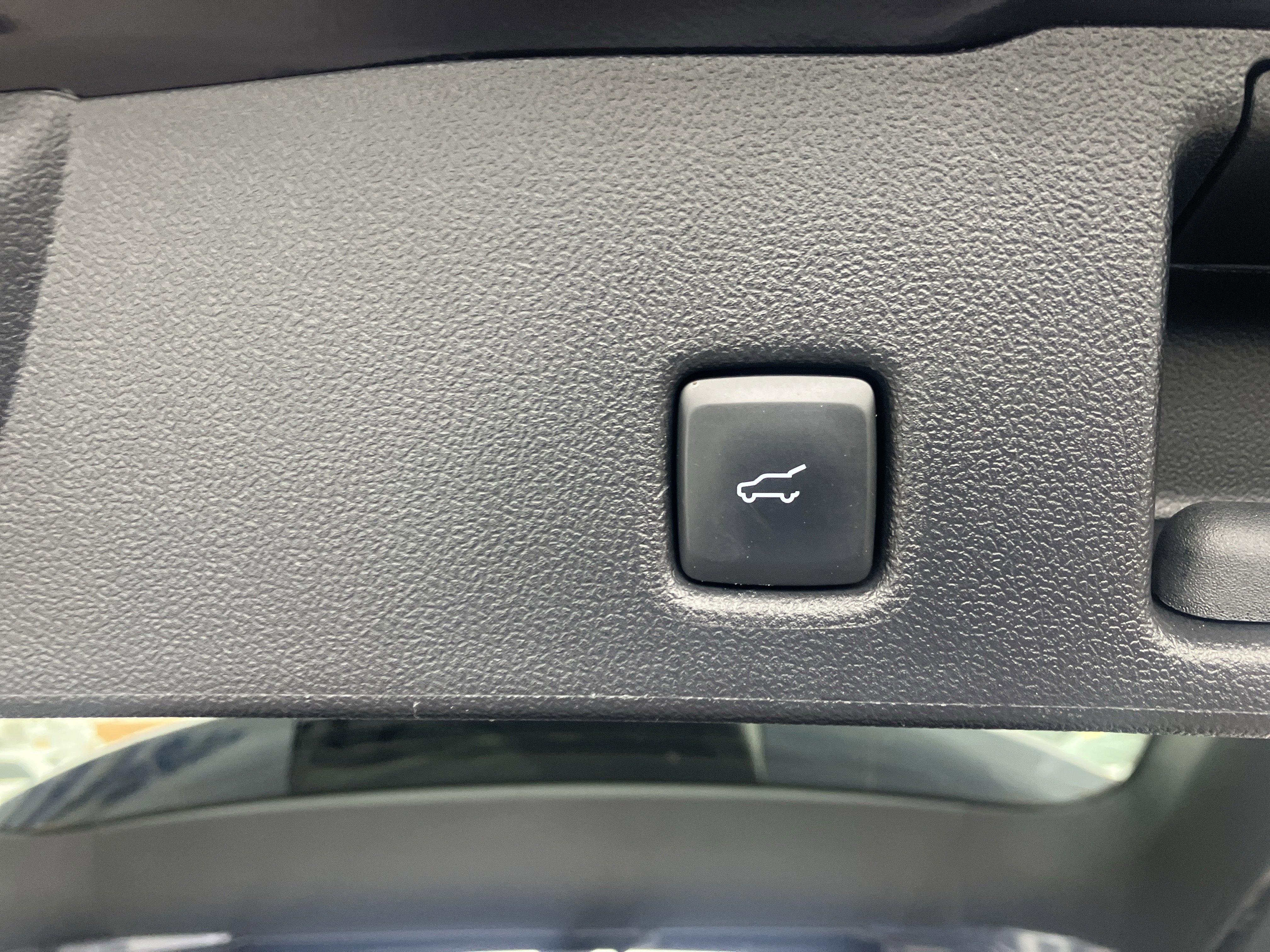 Used 2021 Ford Escape SE w/ Convenience Package image 13