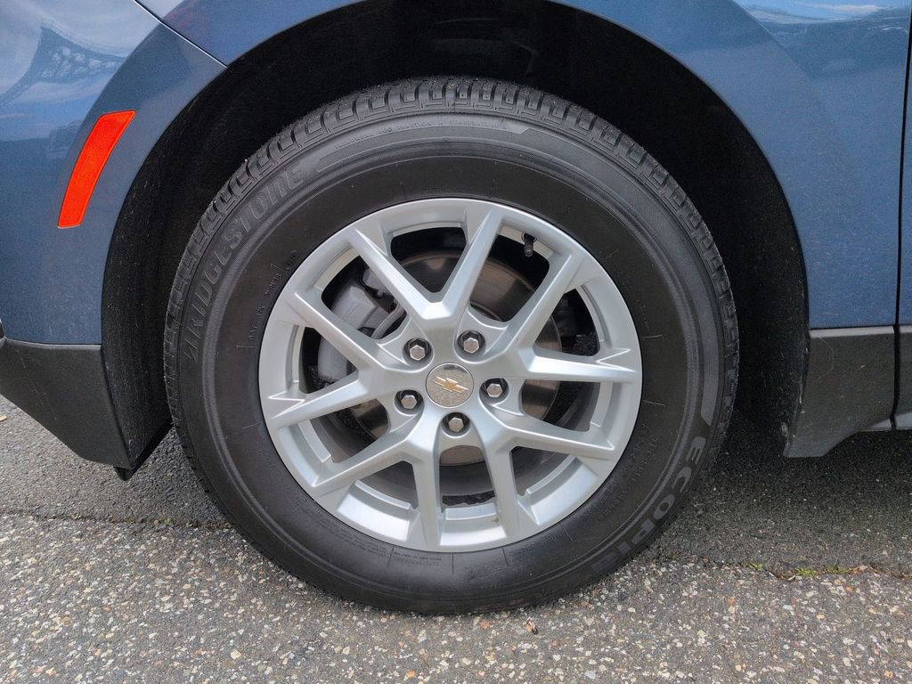 Used 2024 Chevrolet Equinox LT AWD/4WD image 27