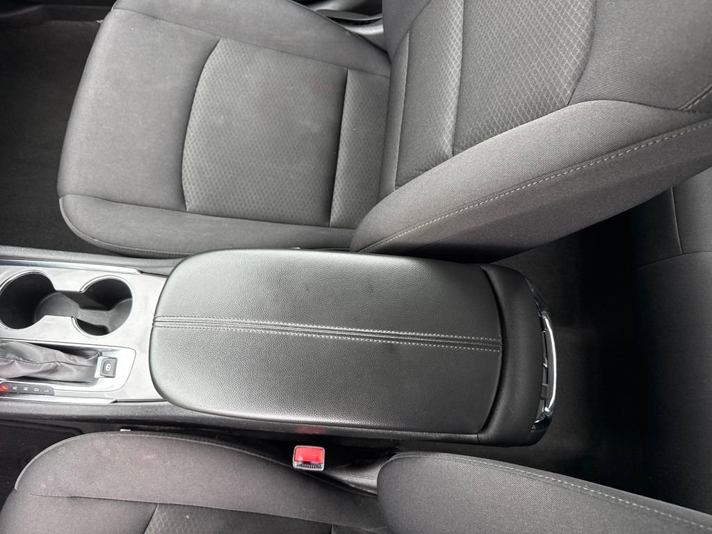 Used 2024 Chevrolet Malibu LT image 46