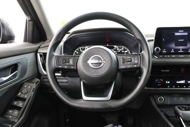 Certified 2022 Nissan Rogue SV FWD image 22