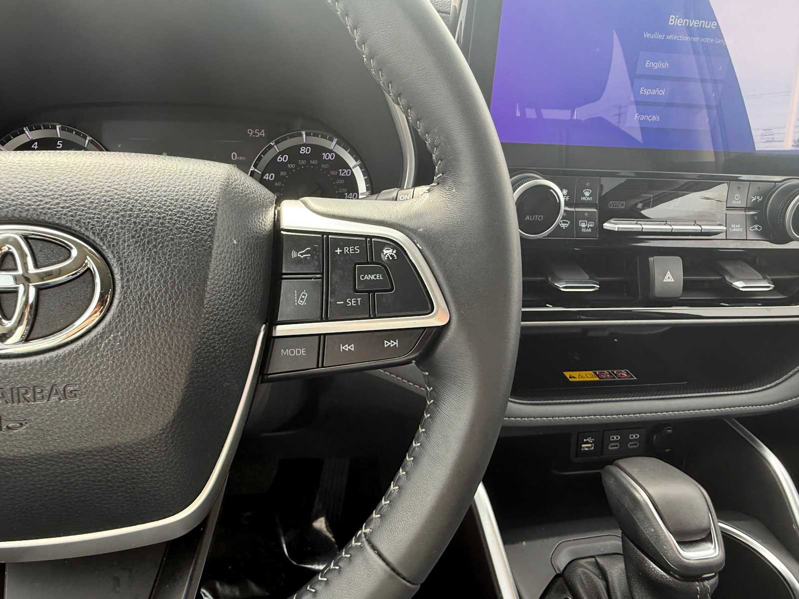 Certified 2025 Toyota Highlander XLE AWD/4WD image 23