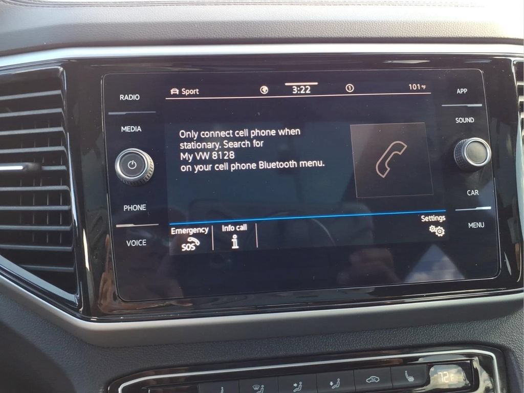 Certified 2023 Volkswagen Atlas Cross Sport SE w/ Panoramic Sunroof Package AWD/4WD image 8