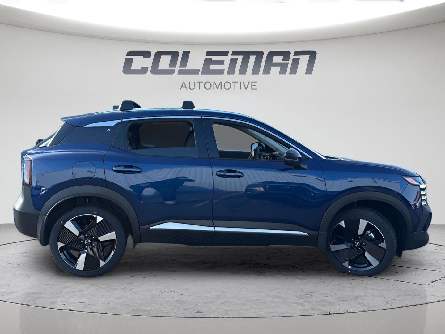 New 2026 Nissan Kicks SR w/ Cold Weather Package image 6