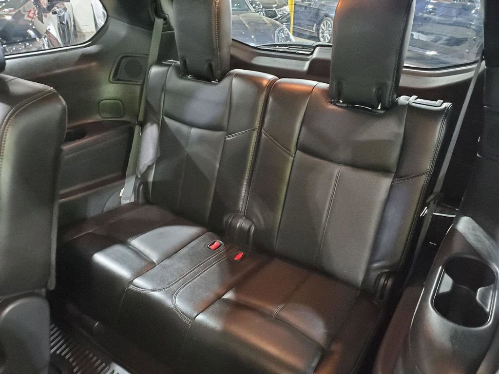 Used 2013 Nissan Pathfinder Platinum image 25