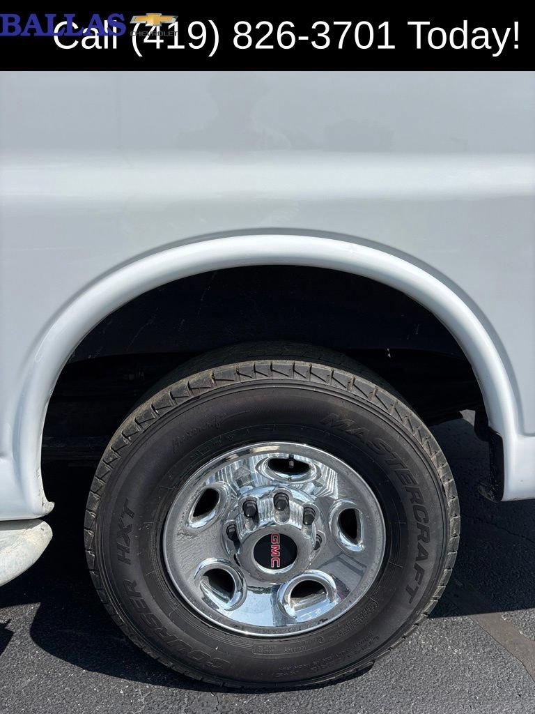 Used 2017 GMC Savana 2500 RWD image 8