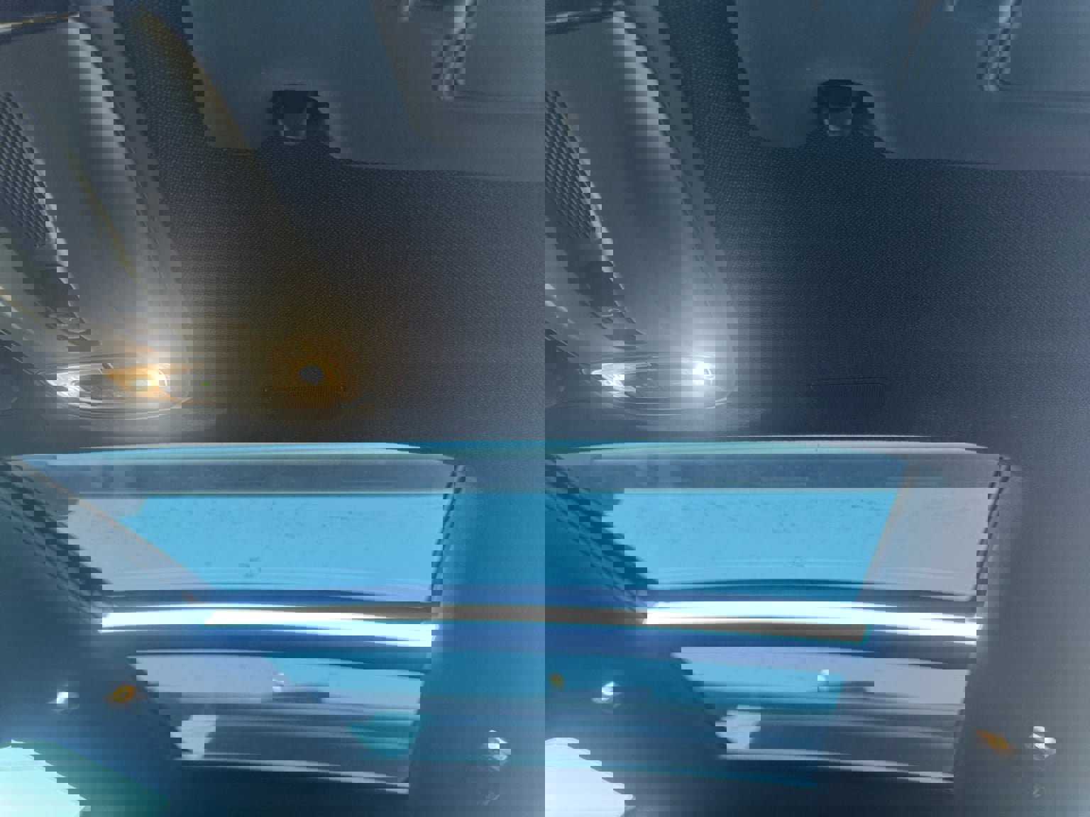 Used 2020 Volvo XC40 T4 R-Design w/ Protection Package Premier image 21