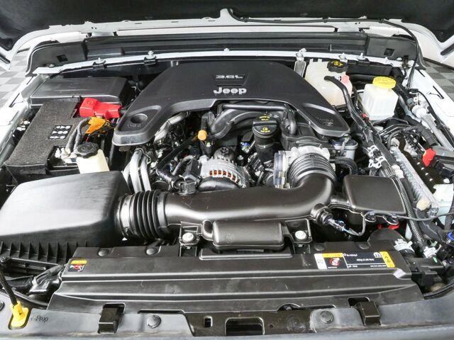 Used 2021 Jeep Gladiator Rubicon AWD/4WD image 33