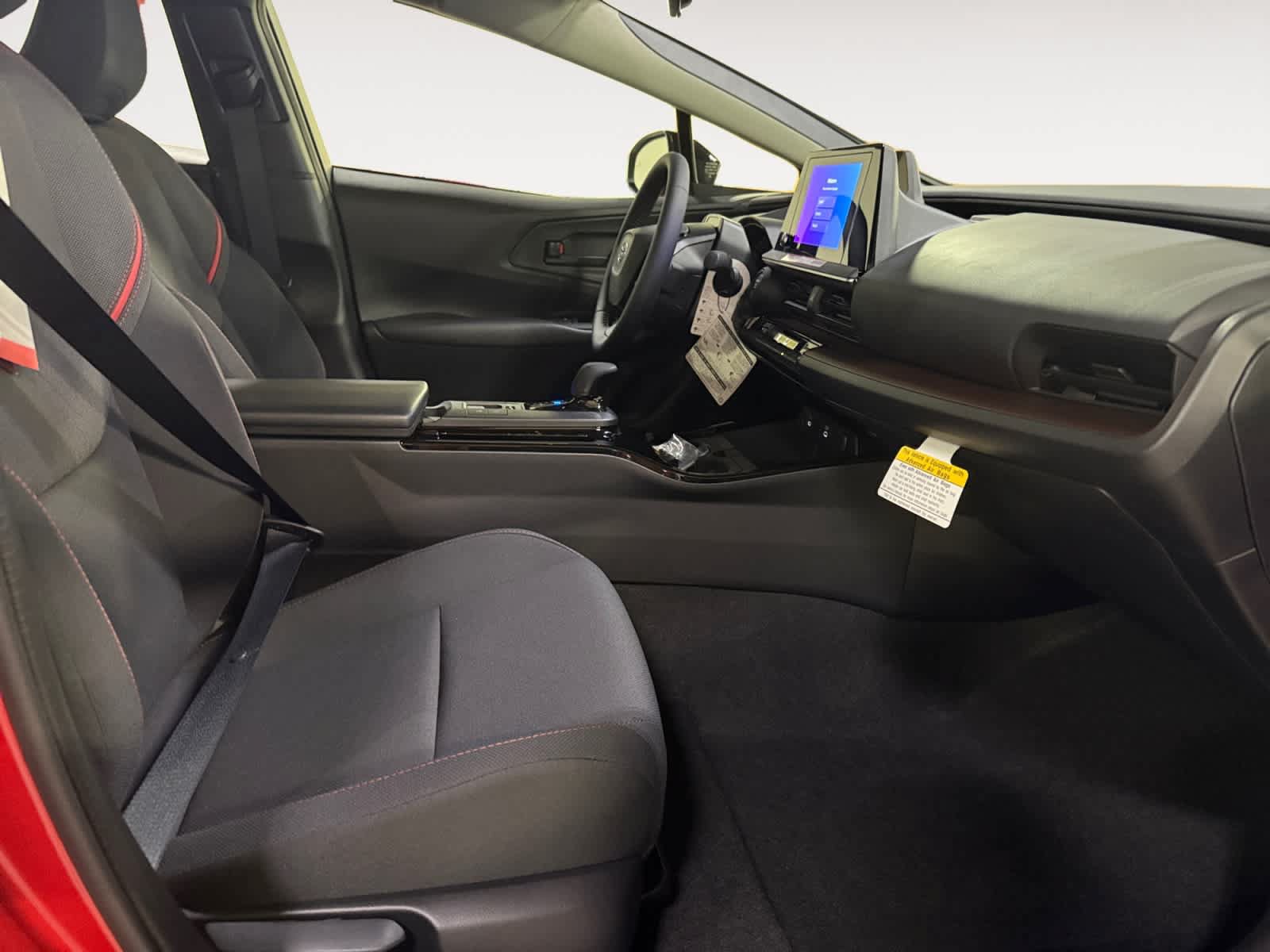 New 2026 Toyota Prius Plug-In Hybrid FWD image 19