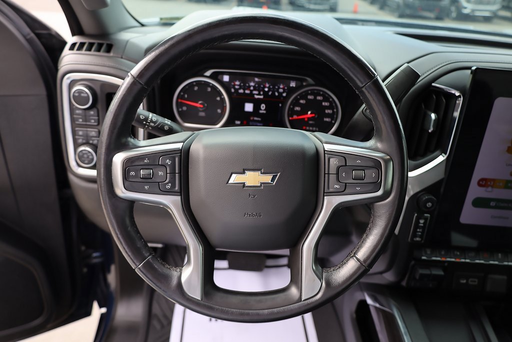 Used 2020 Chevrolet Silverado 3500 LTZ w/ LTZ Premium Package image 13