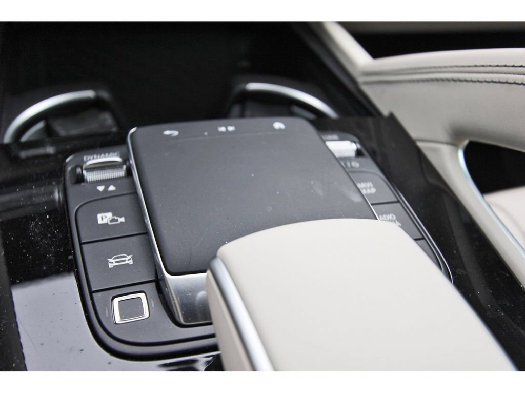 Used 2025 Mercedes-Benz GLS 63 AMG 4MATIC image 22