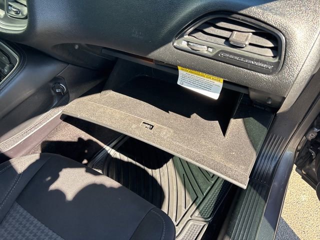 Used 2016 Dodge Challenger SXT w/ Cold Weather Group image 31